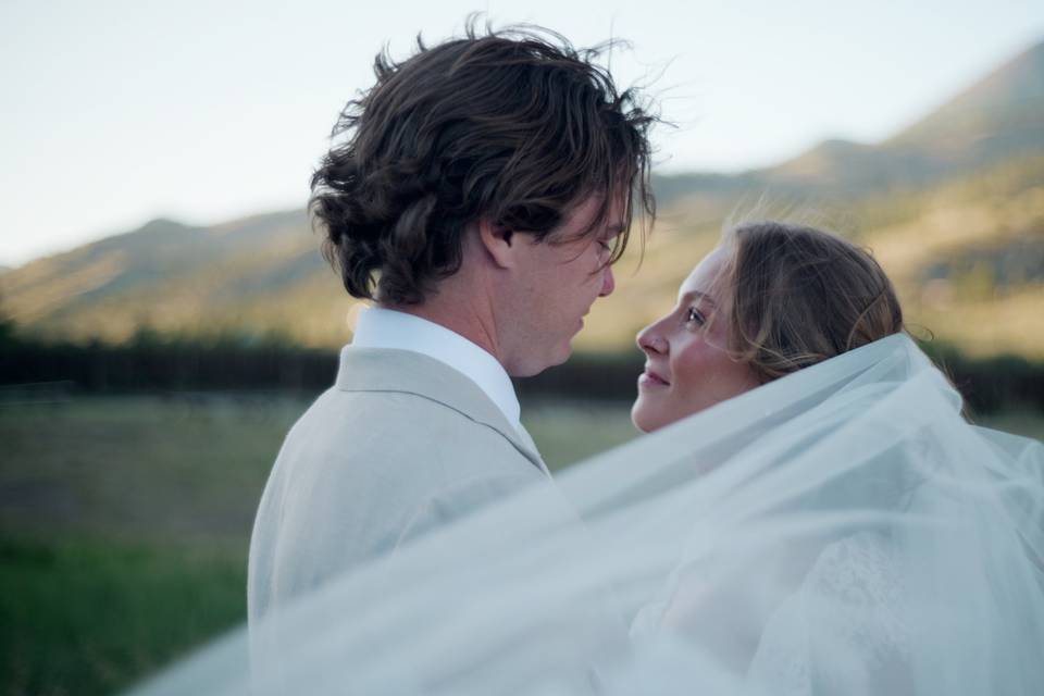Romantic look