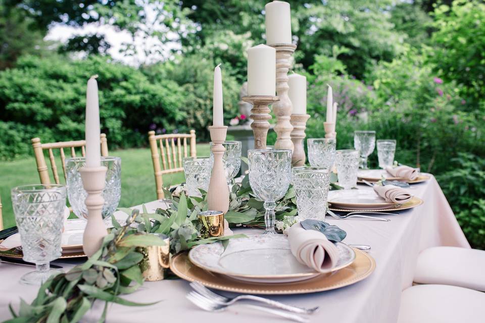 Garland for tables