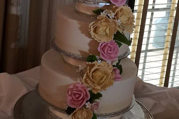 Multiple layered wedding cake