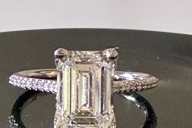 Custom Engagement Ring