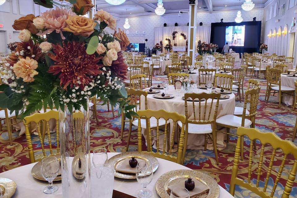 Guest Table Decor