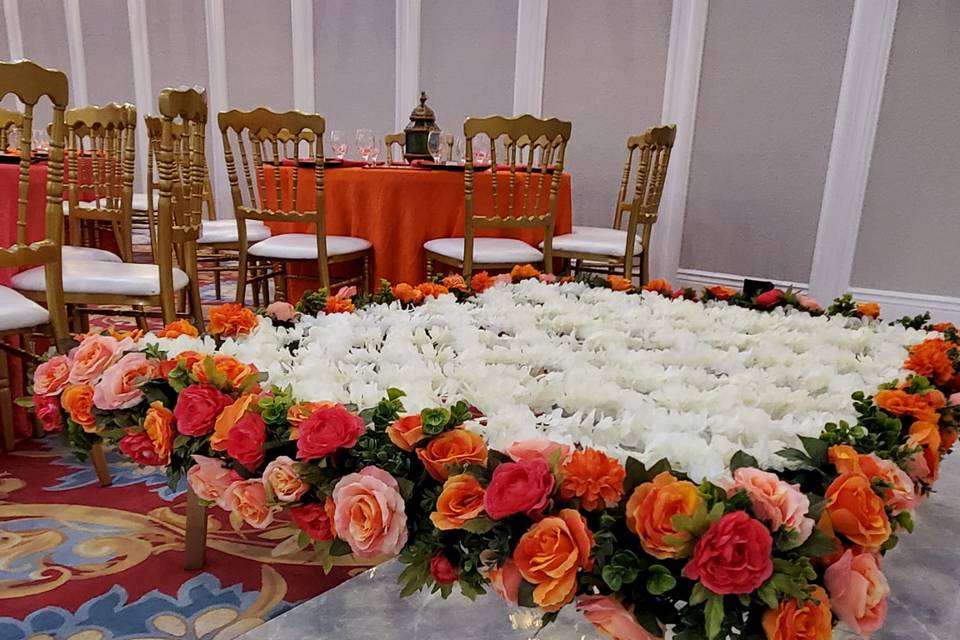 Decor Table with flowers