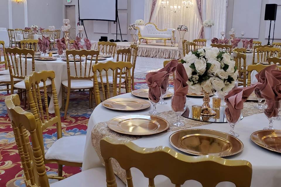 Guest Table Decor