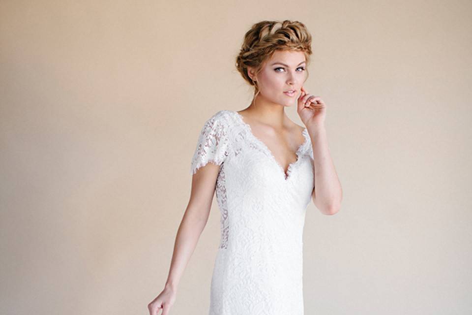 Short sleeved wedding gown