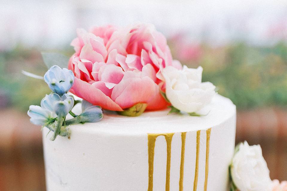 Summer Wedding Cake