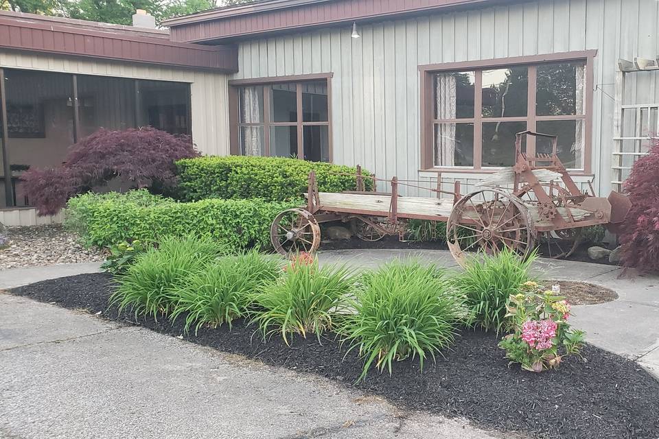 8820-garden.jpg