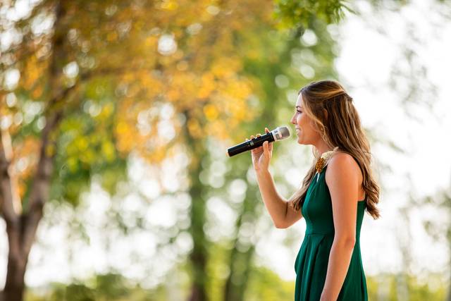 Wedding soloist
