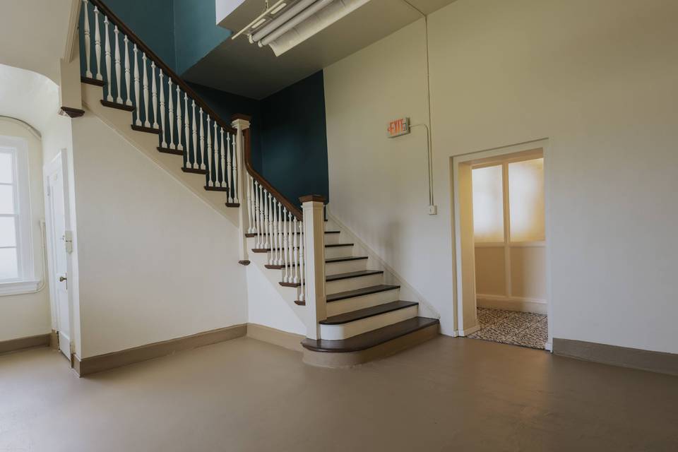 ADA Atrium Level Access