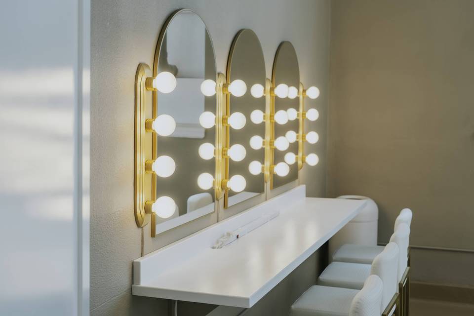 Bridal Suite Vanity