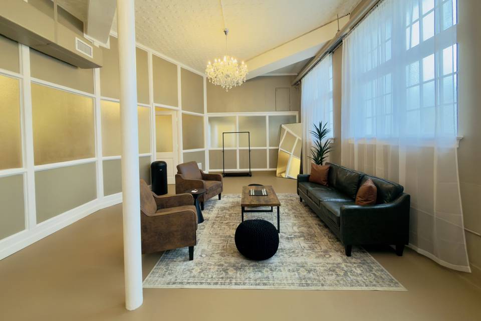 Groom Suite