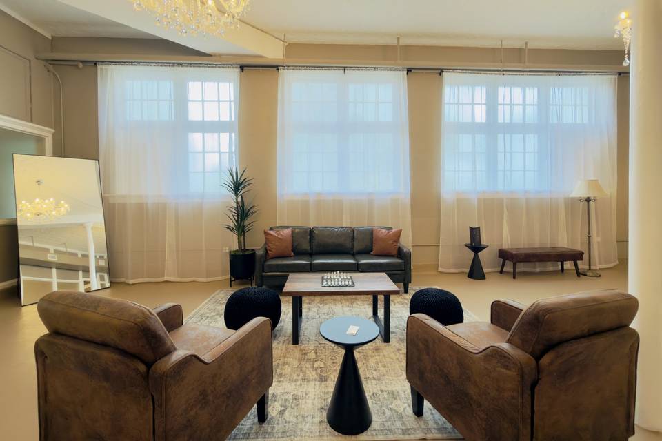 Groom Suite