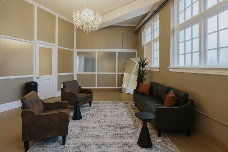Groom Suite