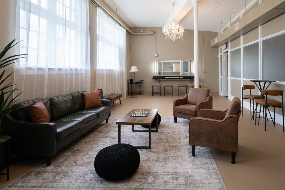 Groom Suite