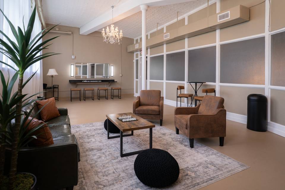 Groom Suite