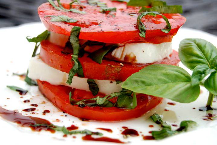 SAVOR CATERING