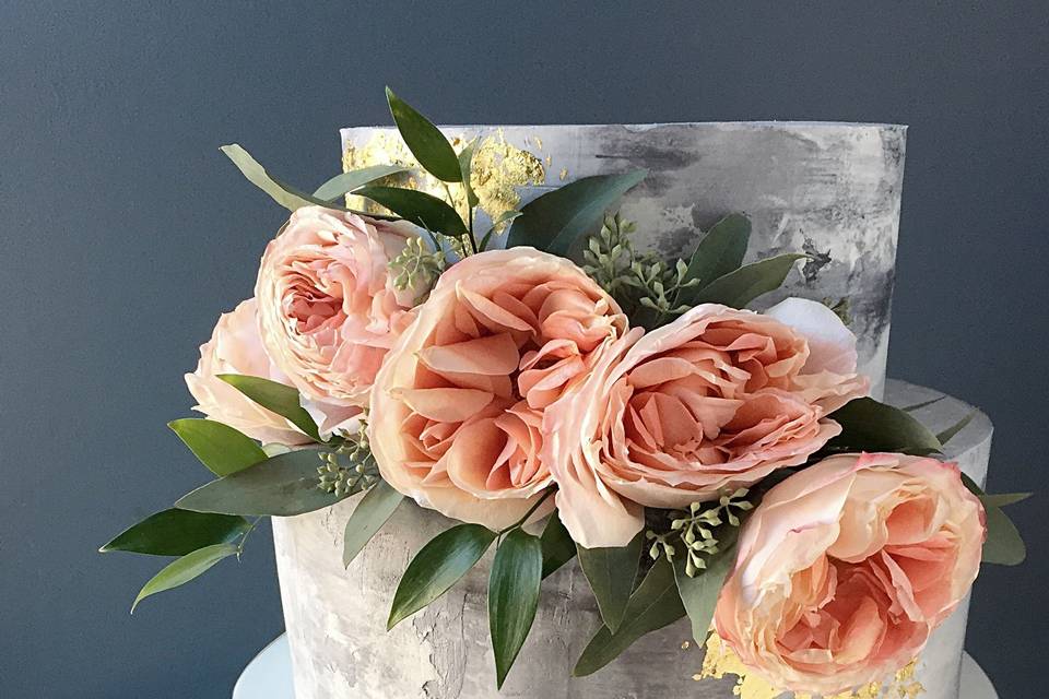 Cascading pink roses