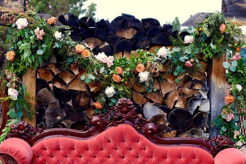 Our Lava tufted sofa is perfect for your dream photos!