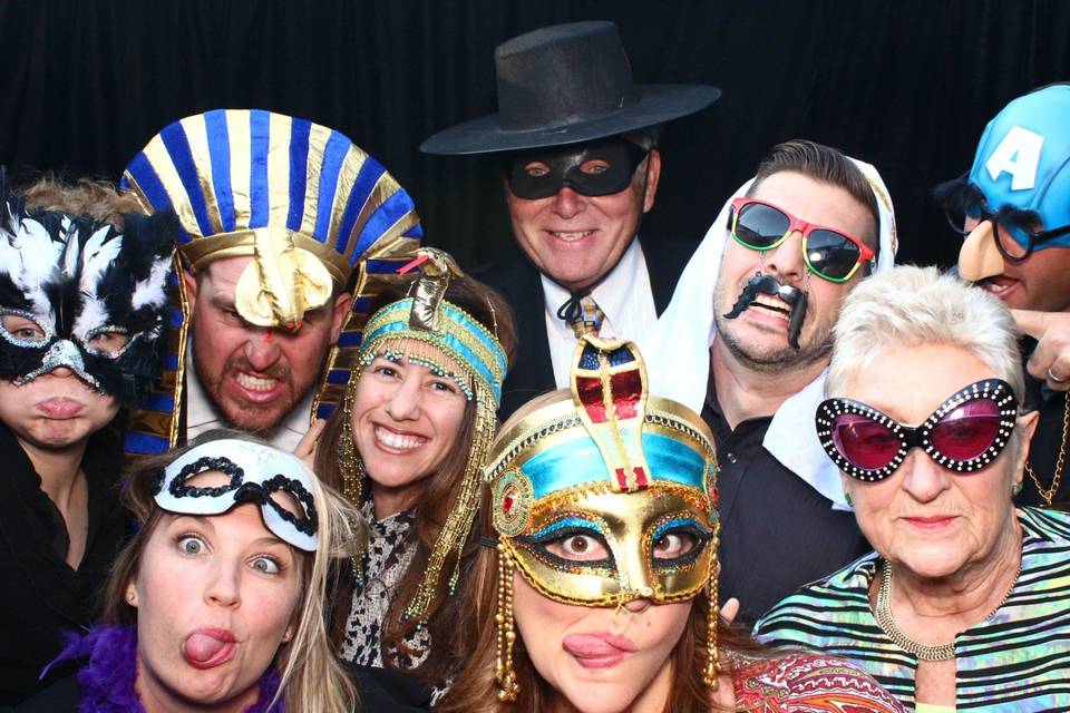 Amazing Memories Photo Booth