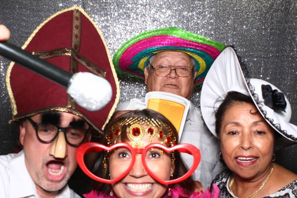Amazing Memories Photo Booth