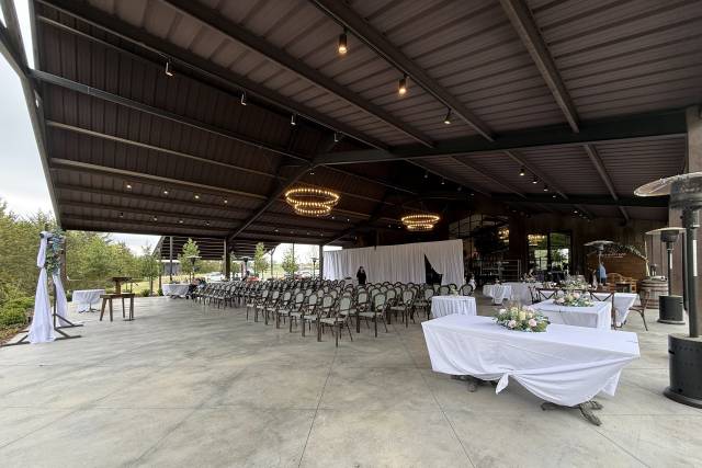 Live Happy Lane Winery