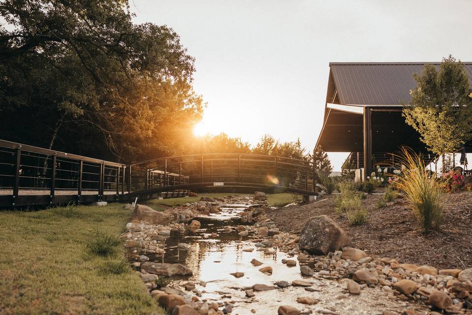 Live Happy Lane Winery