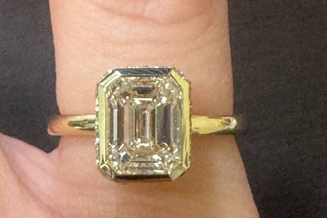 Diamond Jenny Fine Jewelry