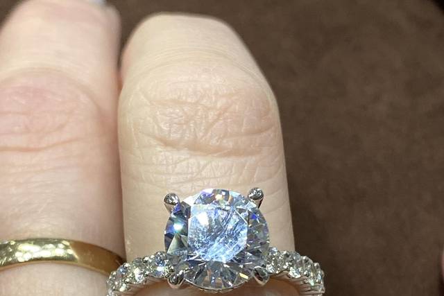 Diamond Jenny Fine Jewelry