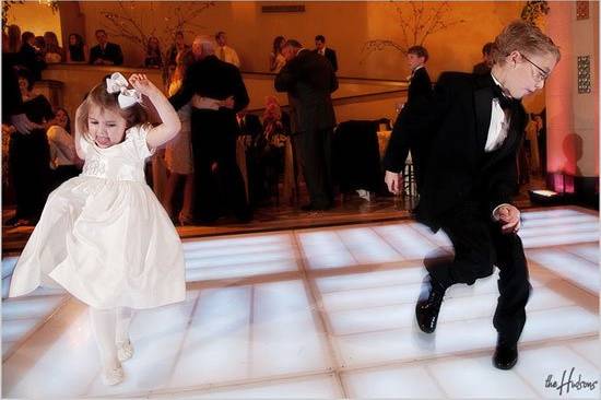 Stylistic DJ Service
