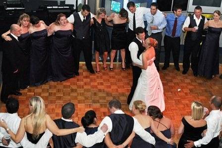 Stylistic DJ Service