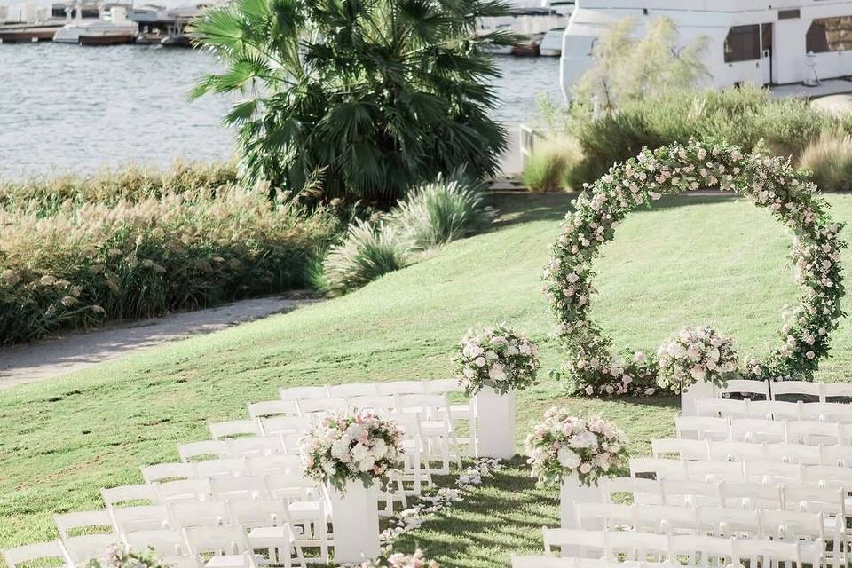 Lawn lake side