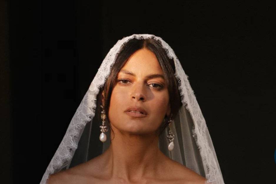 Ivory & blush bridal