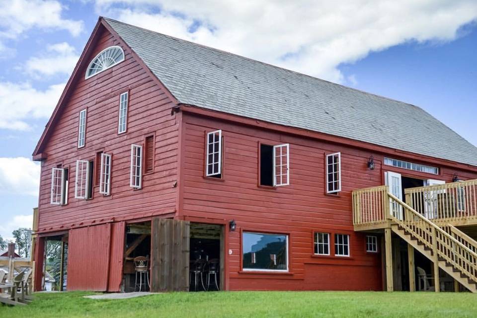 Love this shot of our barn