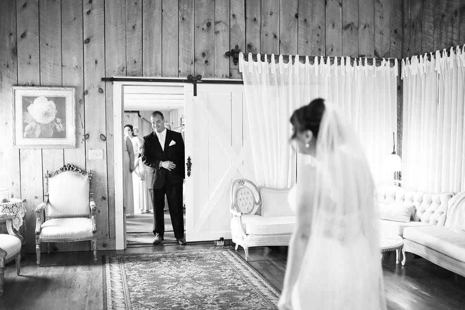 Wedding Barn at Lakota's Farm