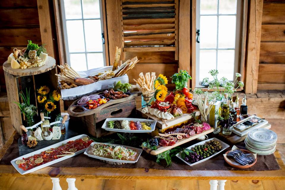 Wedding Barn at Lakota's Farm