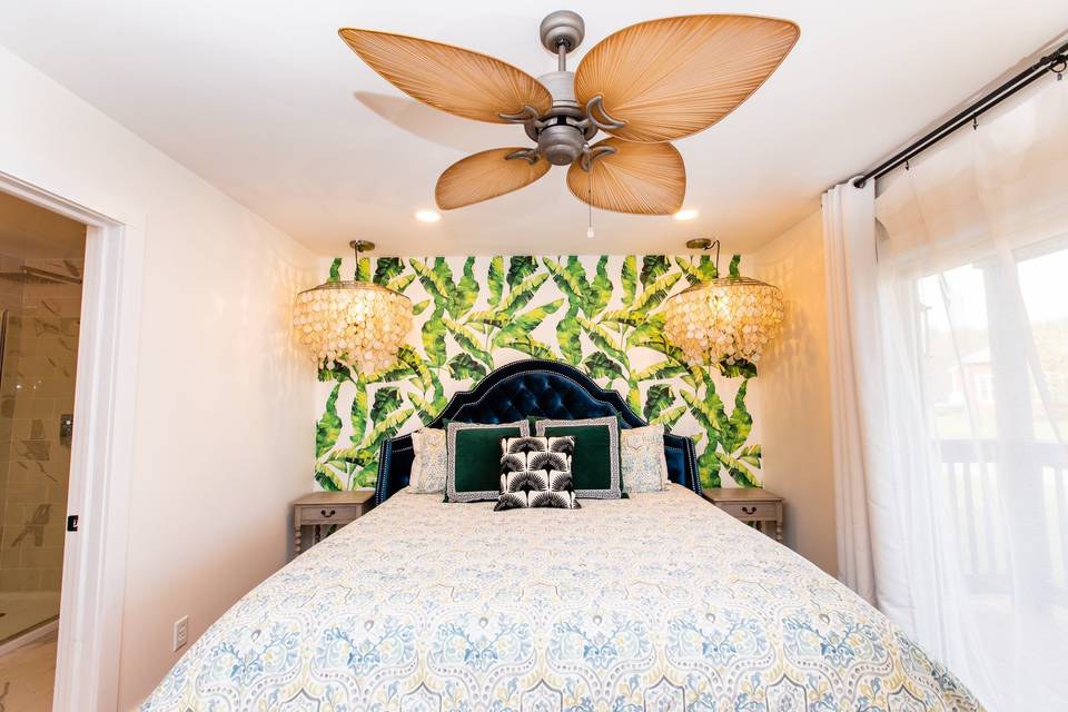 Luxe Rooms