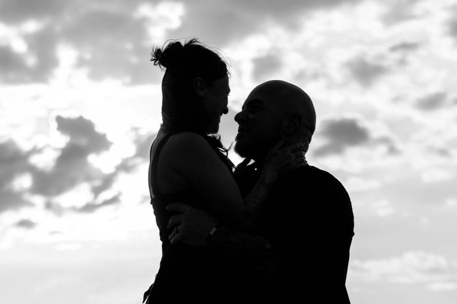 Silhouette engagement 3x2 2032