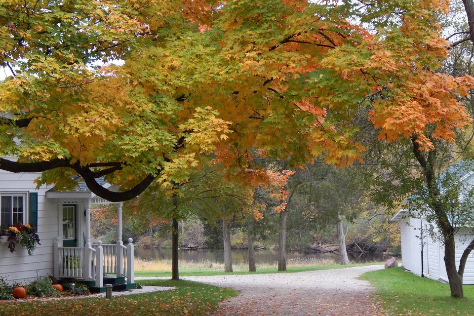 River Edge Bed and Breakfast & Gathering Place