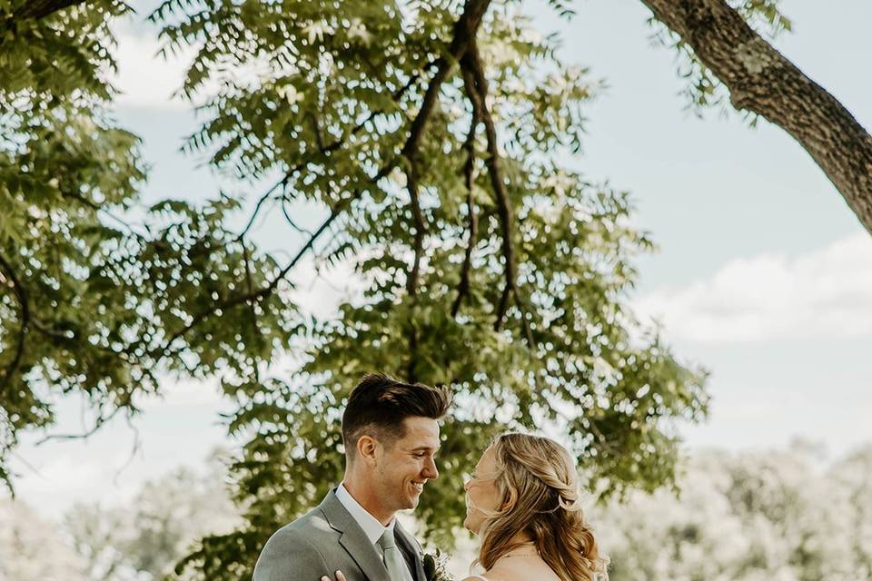 Couple during first look
