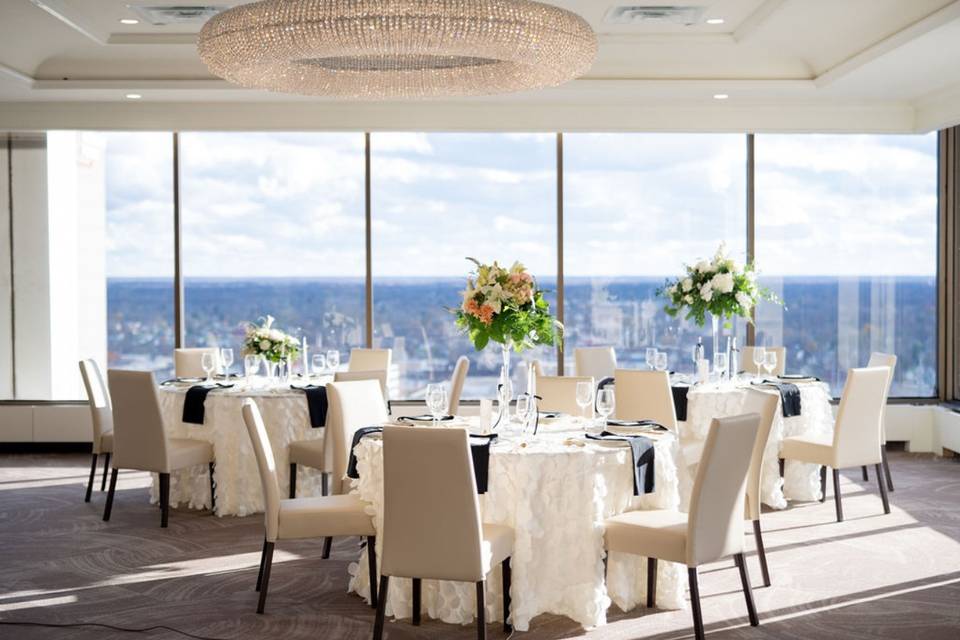 La Vetta, The Grand Floor