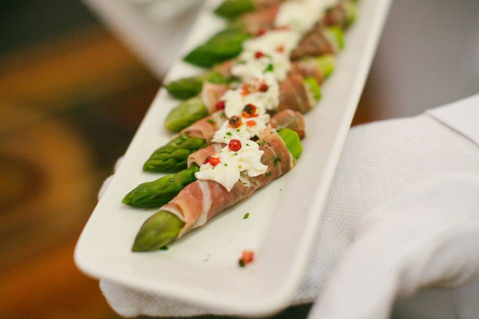 Asparagus Wrapped in Speck