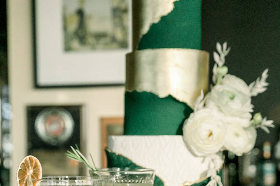 Wedding Cake & Libations