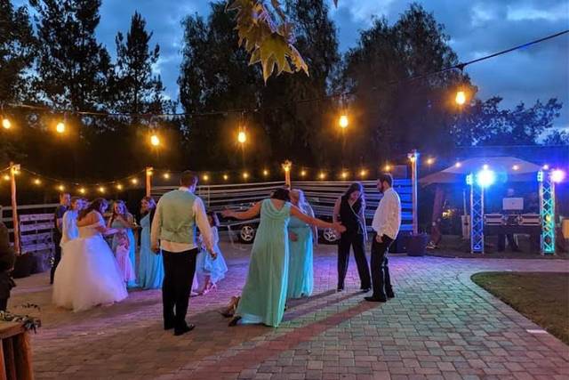 Party time outside