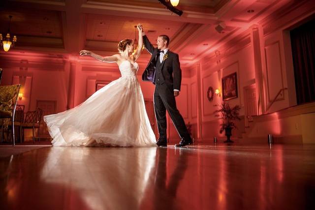 Couple dance