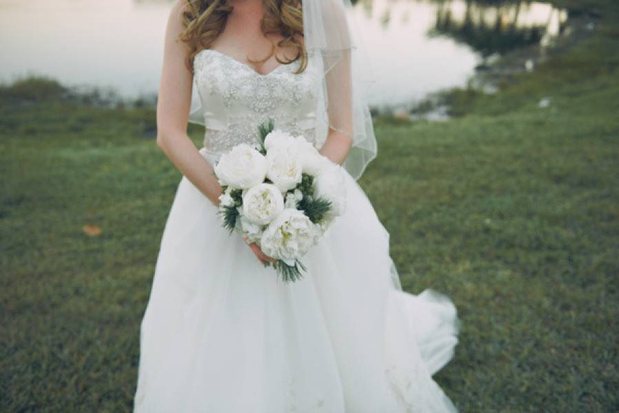 Bride with white bouquet