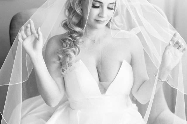 Bridal hair and makeup