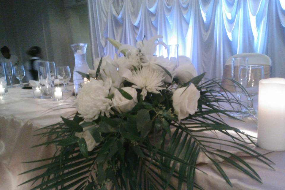 Wedding table centerpiece