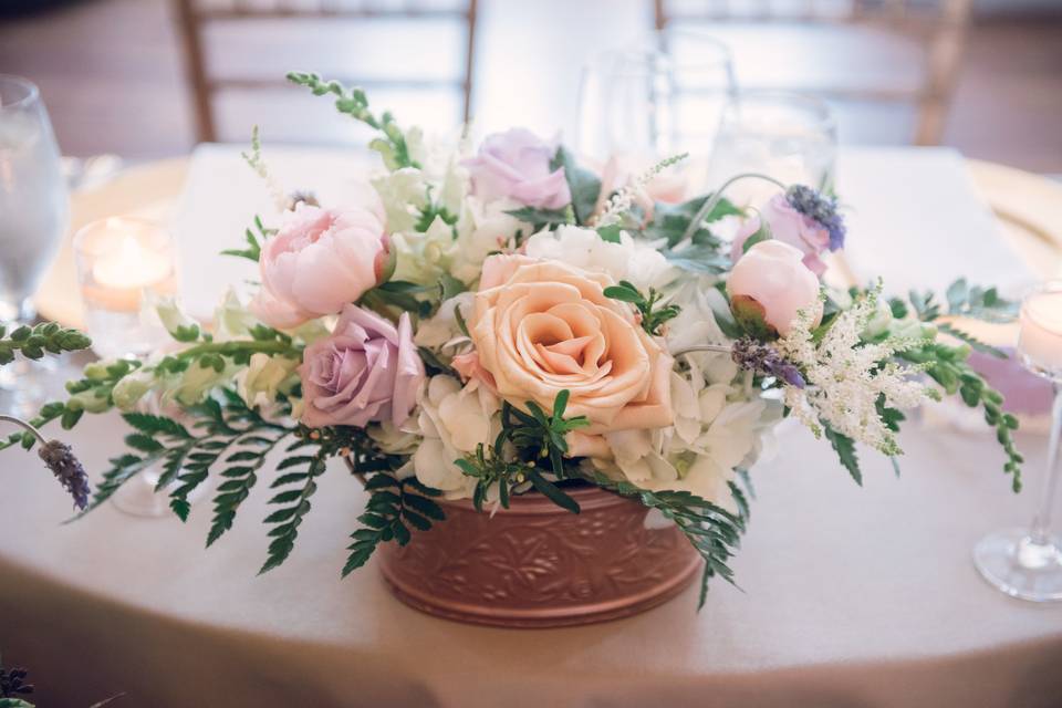 Copper, blush & lavender are a beautiful combination for a lush spring wedding.