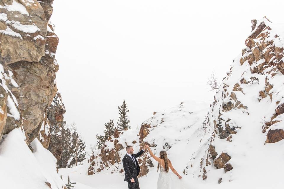 Couple dancing on the snow