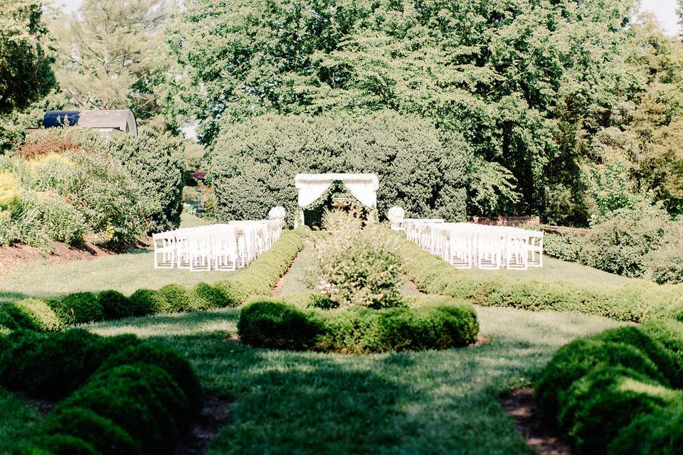 Outdoor wedding reception ceremony