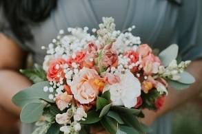 Peachy bouquet